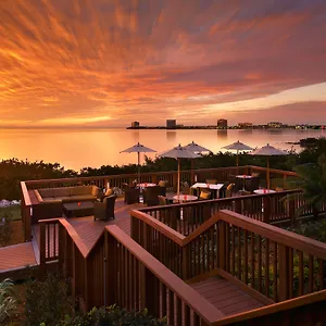 Отель Grand Hyatt Bay