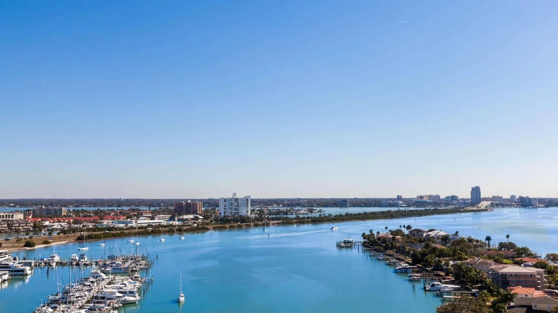 Wyndham Grand Clearwater Beach